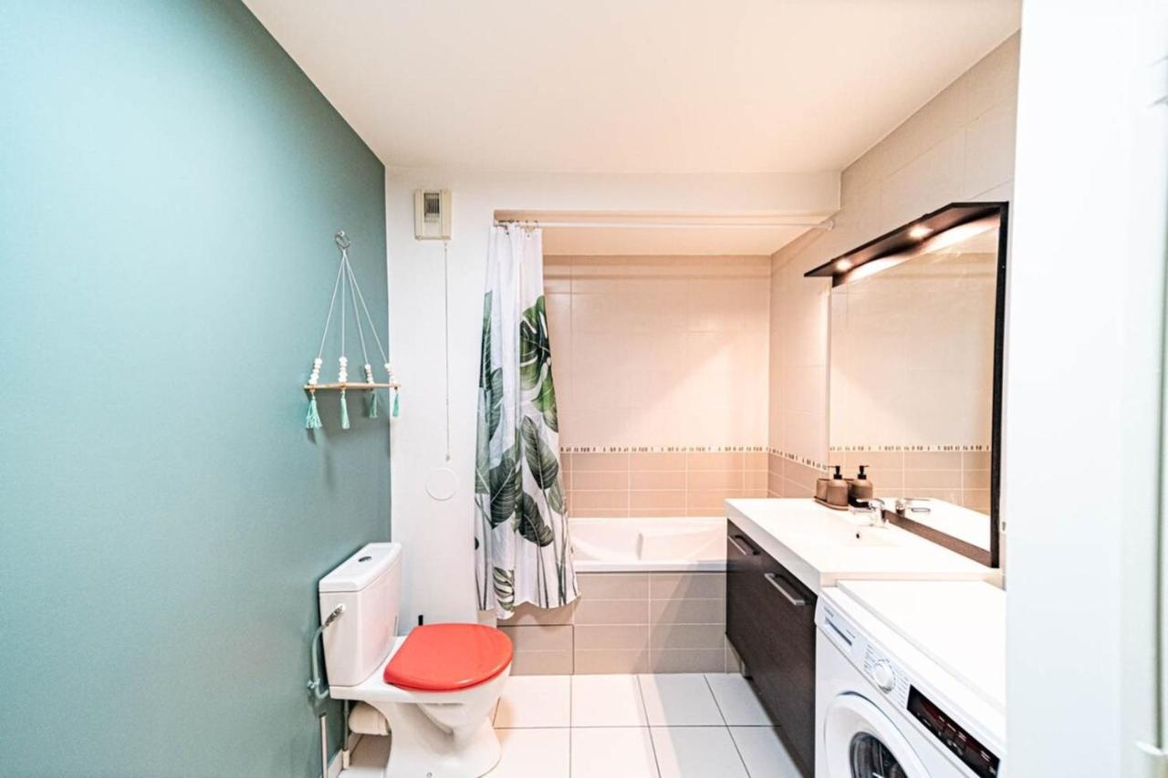 Le Petit Montel- Studio Avec Garage-Metro Valmy Lyon Eksteriør billede